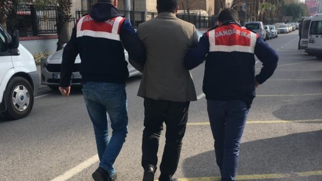 İzmir'de terör operasyonu: 3 kişi tutuklandı