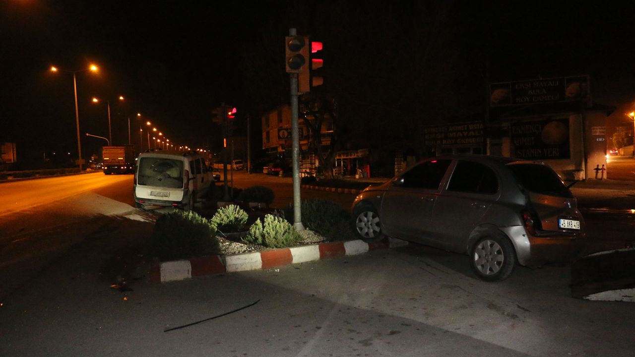 Uşak-İzmir kara yolunda kaza: 1 ölü
