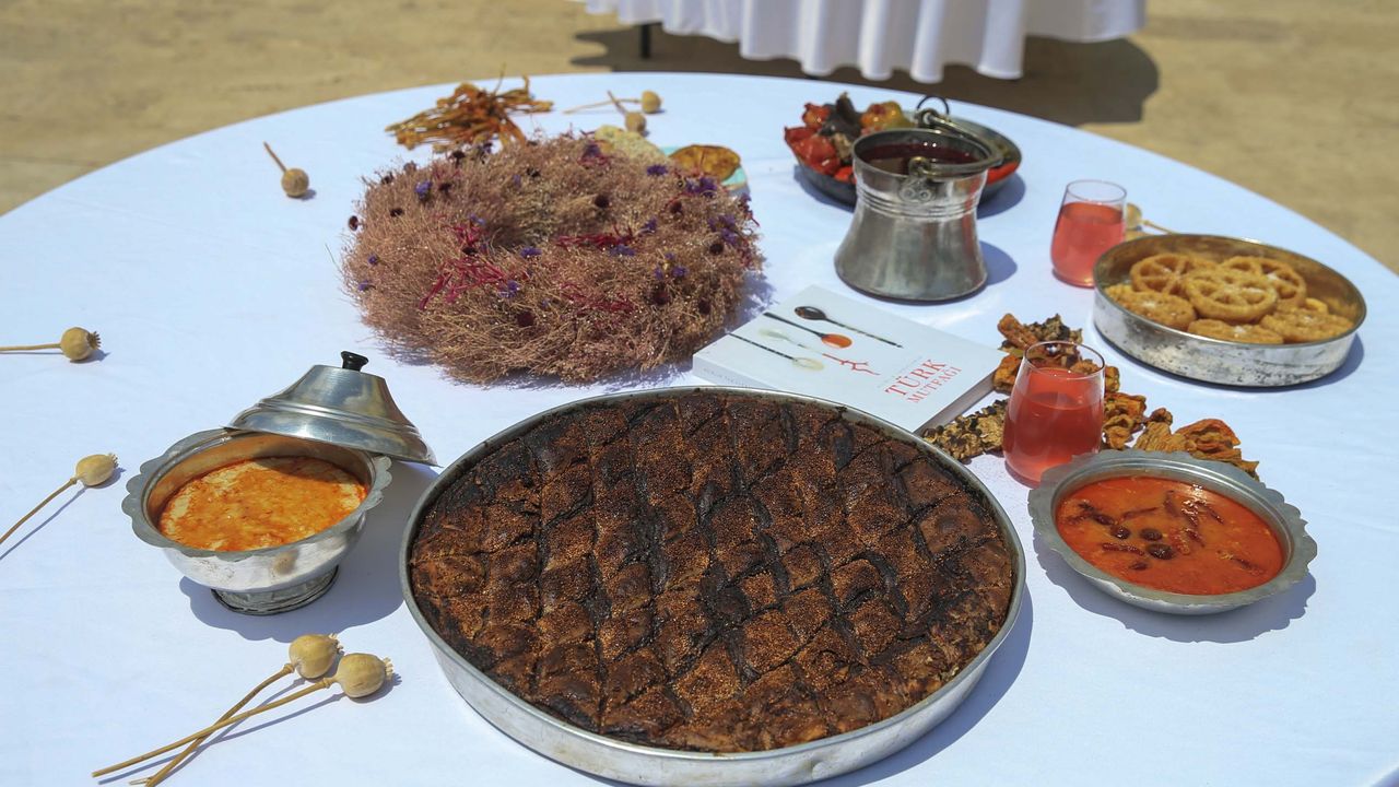 Uşak'a özgü lezzetler Türk Mutfağı Haftası'nda tanıtıldı