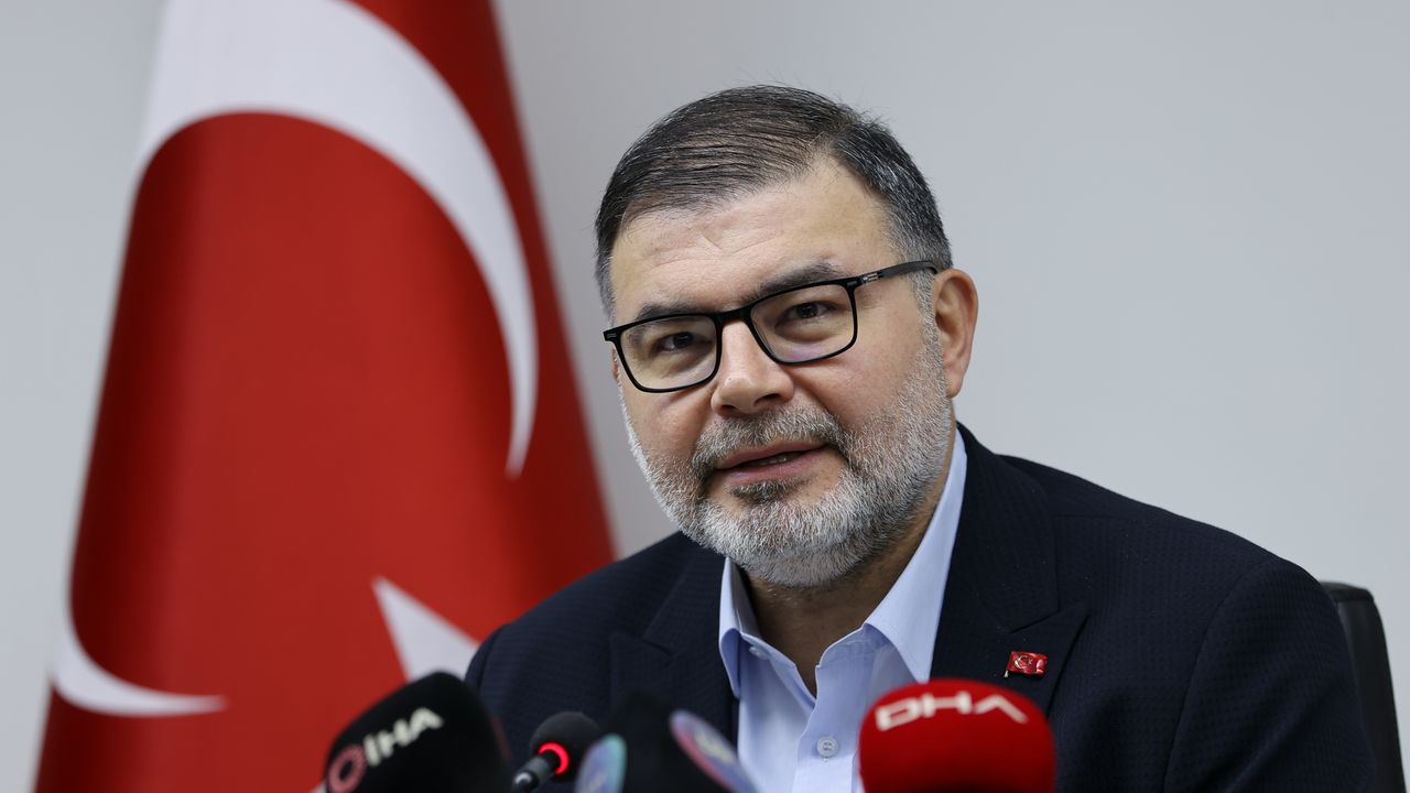 AK Parti İzmir İl Başkanı Saygılı'dan esnaf ziyareti