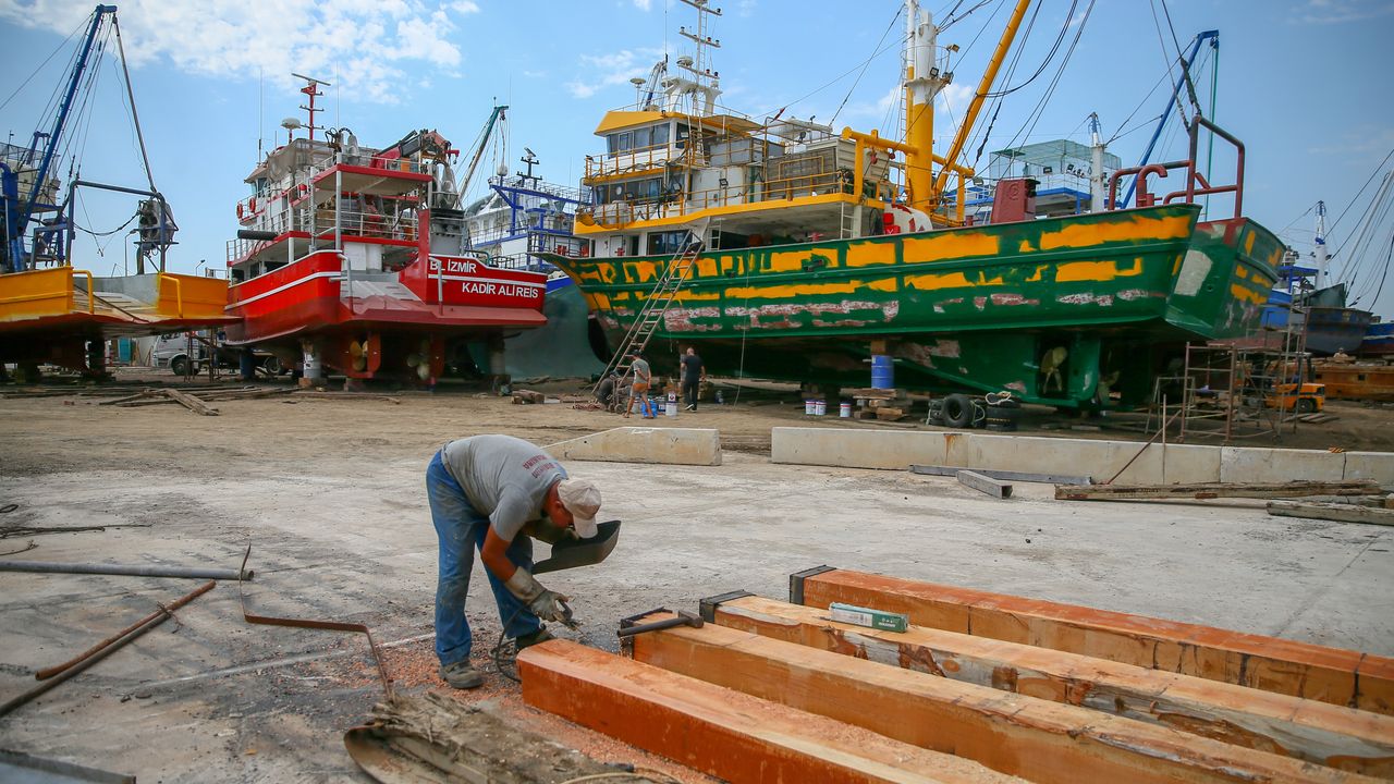 Ege Denizi'nin mevsimlik işçileri "vira bismillah" demeye hazırlanıyor