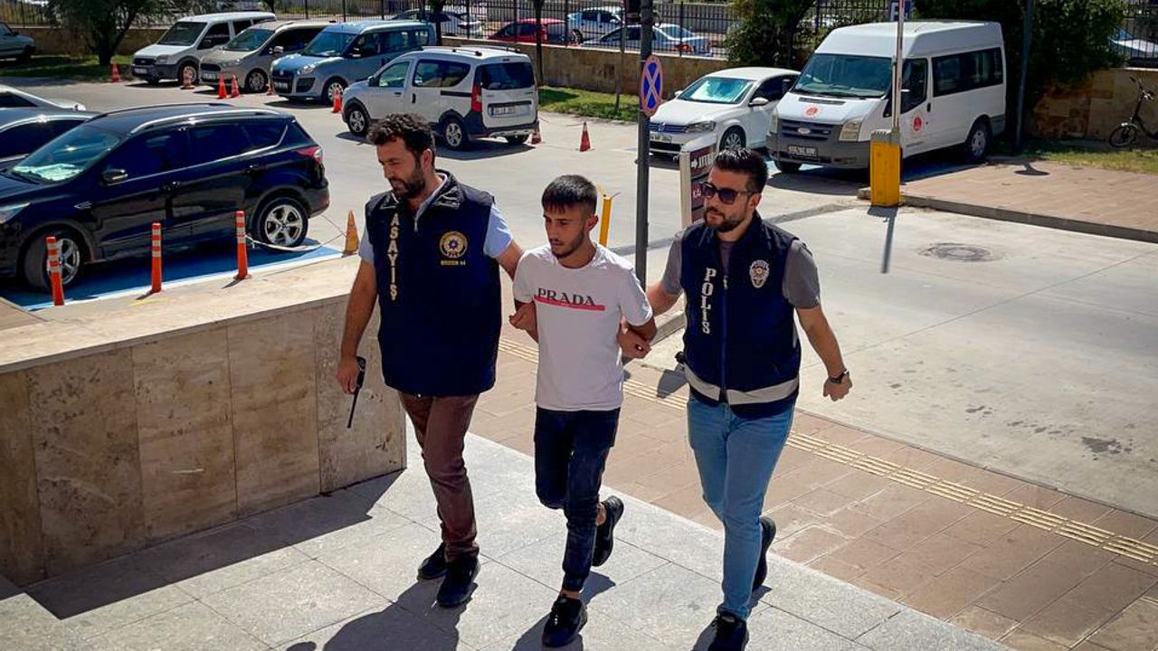 Uşak'ta tartıştığı kişiyi av tüfeğiyle öldürdüğü iddia edilen kişi tutuklandı