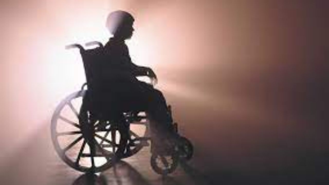 "Gönül Bağı Projesi" ile engelli öğrenci tekerlekli sandalyeye kavuştu