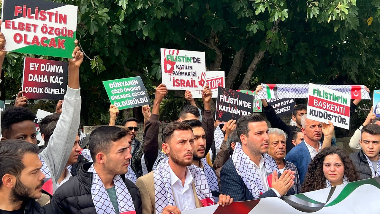 Muğla'dan Filistin'e destek yürüyüşü yapıldı