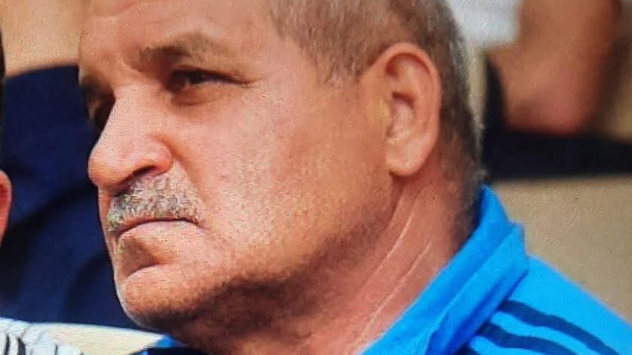 Uşak Selvioğluspor Teknik Direktörü İsmail Erbaş hayata gözlerini yumdu