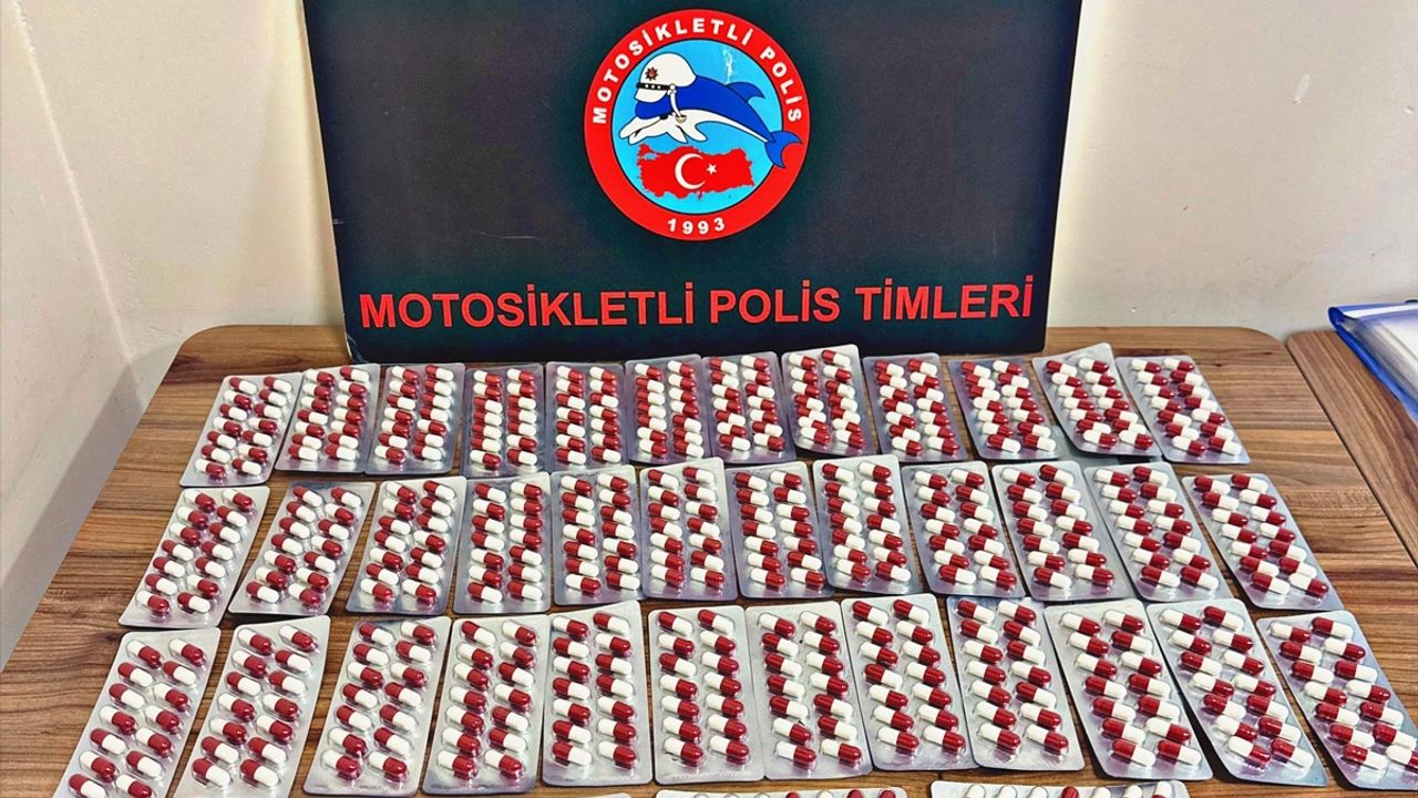 Manisa'da zehir taciri 2 şüpheli tutuklandı