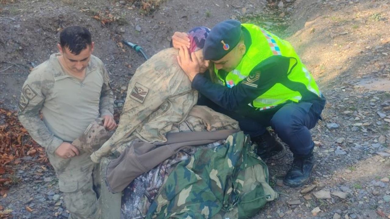 Kütahya'da ormanda kaybolan kadın 20 saat sonra bulundu