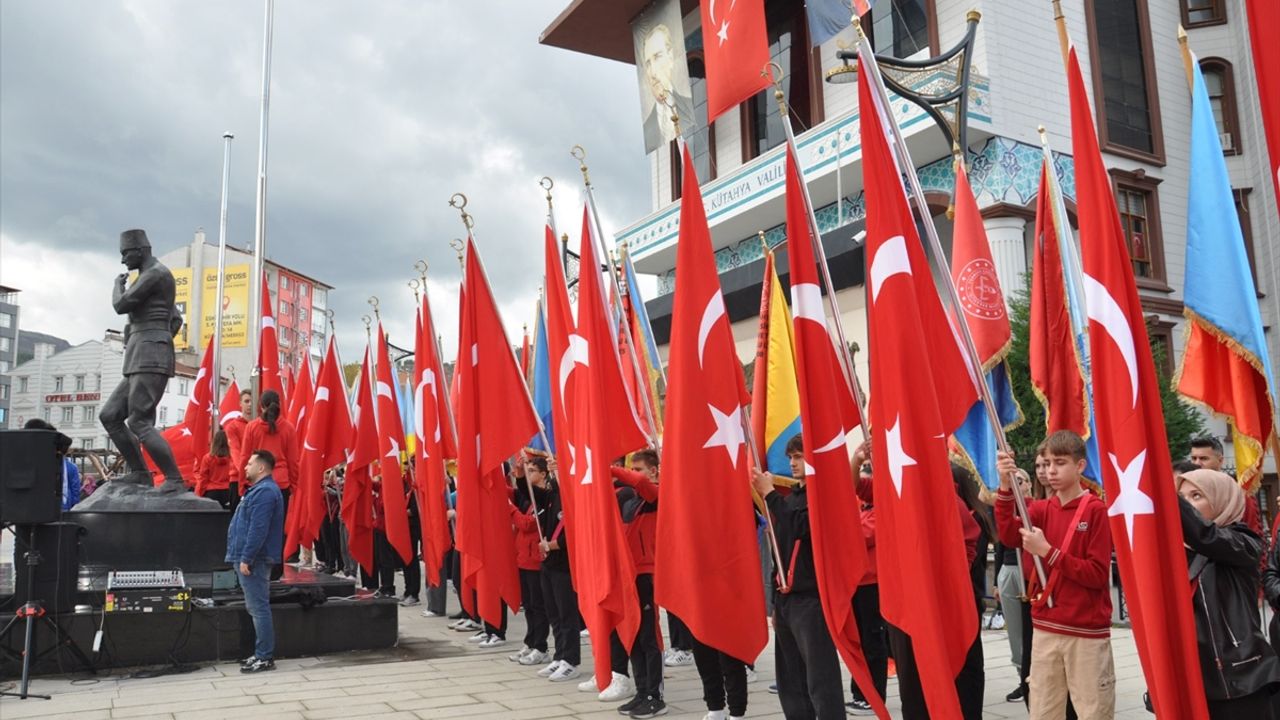 Kütahya'da Cumhuriyet'in 102. yılı kutlanıyor