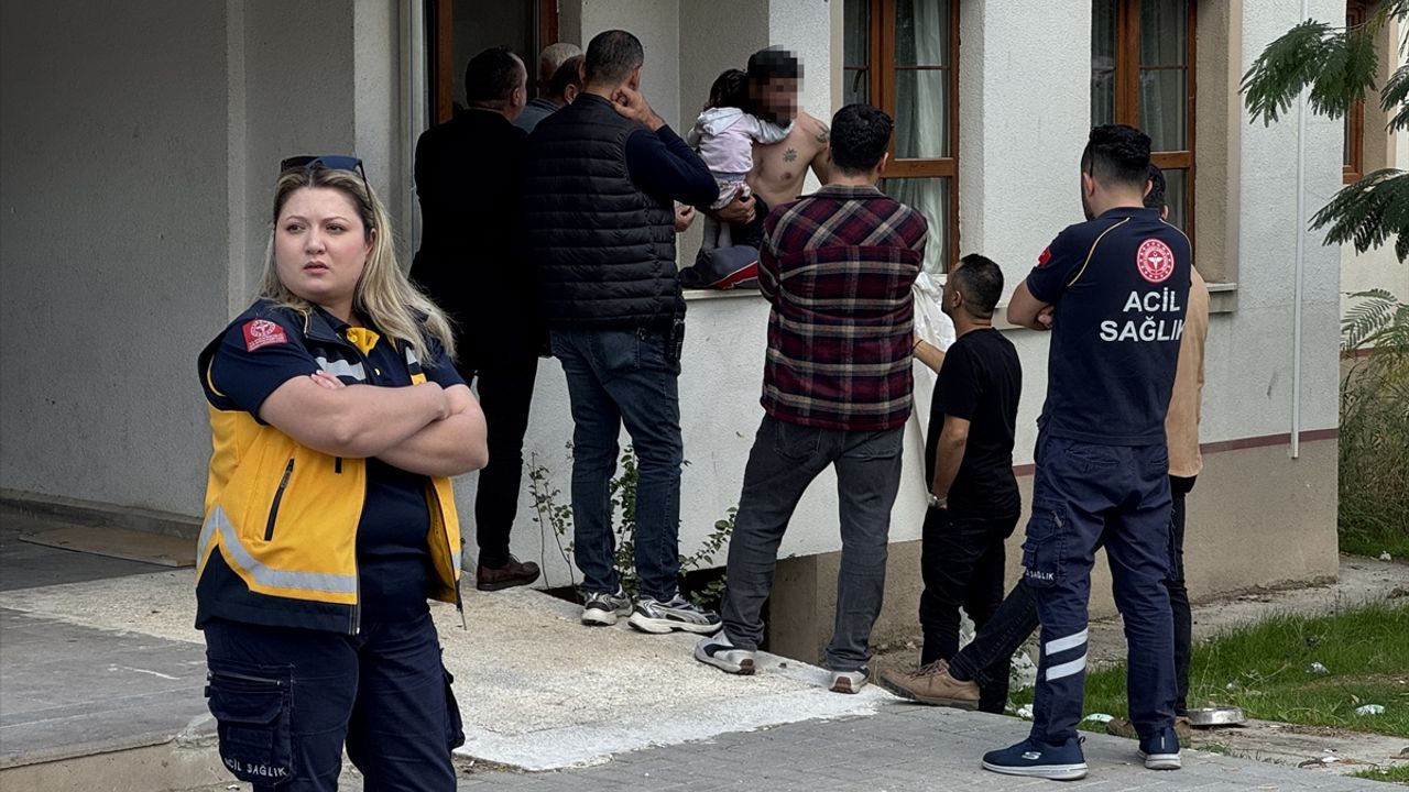 Denizli'de eşini ve bir kızını yaralayıp diğerini de rehin alan kişi gözaltına alındı