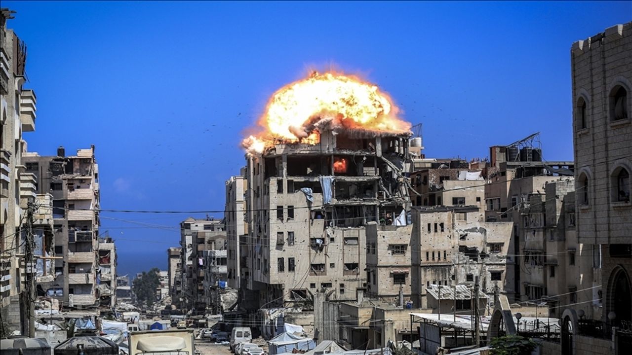 İsrail'in Gazze'ye saldırıları devam ediyor ! Can kaybı 68 bin 527'ye yükseldi