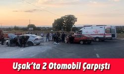 Uşak'ta 2 Otomobil Çarpıştı : 1 Ölü 7 Yaralı