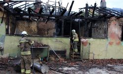 Uşak'ta müstakil evde çıkan yangında 1 kişi hayatını kaybetti