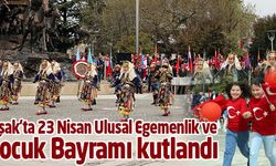 Uşak'ta 23 Nisan Ulusal Egemenlik ve Çocuk Bayramı kutlandı