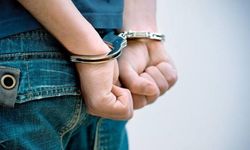 Aydın'da uyuşturucu operasyonunda gözaltına alınan 8 şüpheliden 4'ü tutuklandı.