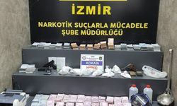 İzmir'de Uyuşturucu Operasyonu; 4 Tutuklu