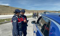 Afyonkarahisar'da Trafik Denetimi; 12 Sürücüye 11 bin 412 Lira Para Cezası