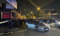 İzmir'de ehliyetsiz sürücü 1 kişinin ölümüne, biri çocuk 2 kişinin ise yaralanmasına sebep oldu