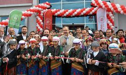 Bakanı Kasapoğlu'ndan Menderes Gençlik Merkezi açılışı