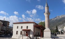 Kırkağaç Karaosmanzade Camisi ibadete açılıyor
