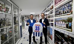 Gençlik ve Spor Bakanı  İzmir Spor Kulübünü ziyaret etti