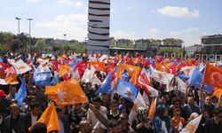 AKP Uşak İl Başkanlığı Yürüyüş Düzenledi