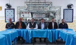 AK Parti'li Hamza Dağ, İzmir'de muhtarlar ve Romanlarla buluştu