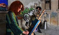 Atık Metalden Hayvan Heykelleri Yaptı, Eşi Resimlerini Çizdi