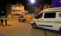 Dikilitaş'ta bıçaklı kavga: 4 genç yaralandı