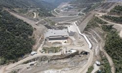 Sarıçay Barajı'nda inşa çalışmaları sürüyor