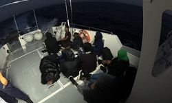 Geri itilen 11 düzensiz göçmen kurtarıldı