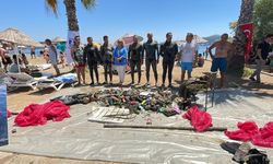 Dalgıçlar deniz dibinden 200 kilogram atık çıkardı