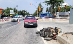 Uşak'ta otomobille çarpışan motosikletin sürücüsü yaralandı