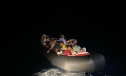 Geri itilen 39 düzensiz göçmen kurtarıldı