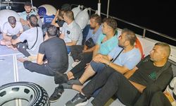 14 düzensiz göçmen kurtarıldı, 23 göçmen yakalandı