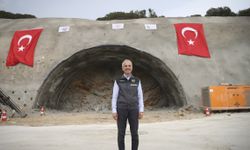 Bakan Uraloğlu, Manisa'da, Ankara-İzmir Hızlı Tren Projesi'ne ilişkin konuştu: