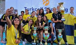 Atletizm Turkcell Süper Lig'de kadın ve erkeklerde Fenerbahçe şampiyon oldu
