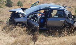 İki ayrı trafik kazasında 3 kişi yaralandı