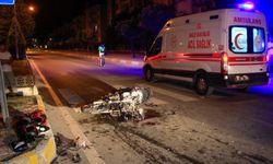 Uşak'ta kamyonetle motosikletin çarpıştığı kazada 2 kişi öldü