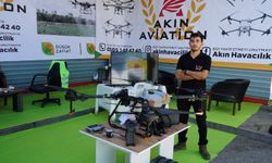 Uşaklı Genç Girişimci Drone İle Zirai İlaçlama Hizmeti Veriyor