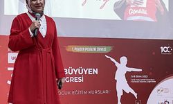 Türk Kızılay Genel Başkanı Yılmaz, konferansta konuştu
