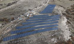 Demirci Belediyesi güneş enerjisi santraliyle gelirlerini artırdı