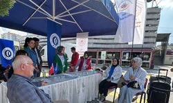 Uşak Üniversitesi Öğrencileri Karşılıyor