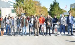 Uşak'ta Bisiklet Yarışı; Son Gelen Kazandı