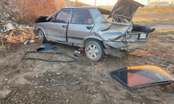 Şarampole düşen otomobildeki 5 kişi yaralandı