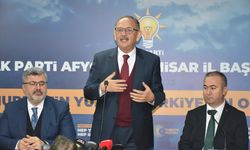 Bakan Özhaseki,  AK Parti İl Başkanlığı'nda konuştu: