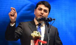 Gültekin Uysal, partisinin İzmir İl Kongresi'nde konuştu