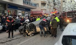 Tabancayla yaralanıp otomobille kaçarken kaza yapan kişi öldü