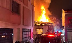 Denizli'de bir ev yangından dolayı kullanılamaz hale geldi