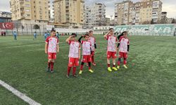 İzmir TÜGVA, şehitler anısına futbol turnuvası düzenledi