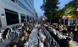 AK Parti'li İnan, İzmir'de iftar programına katıldı: